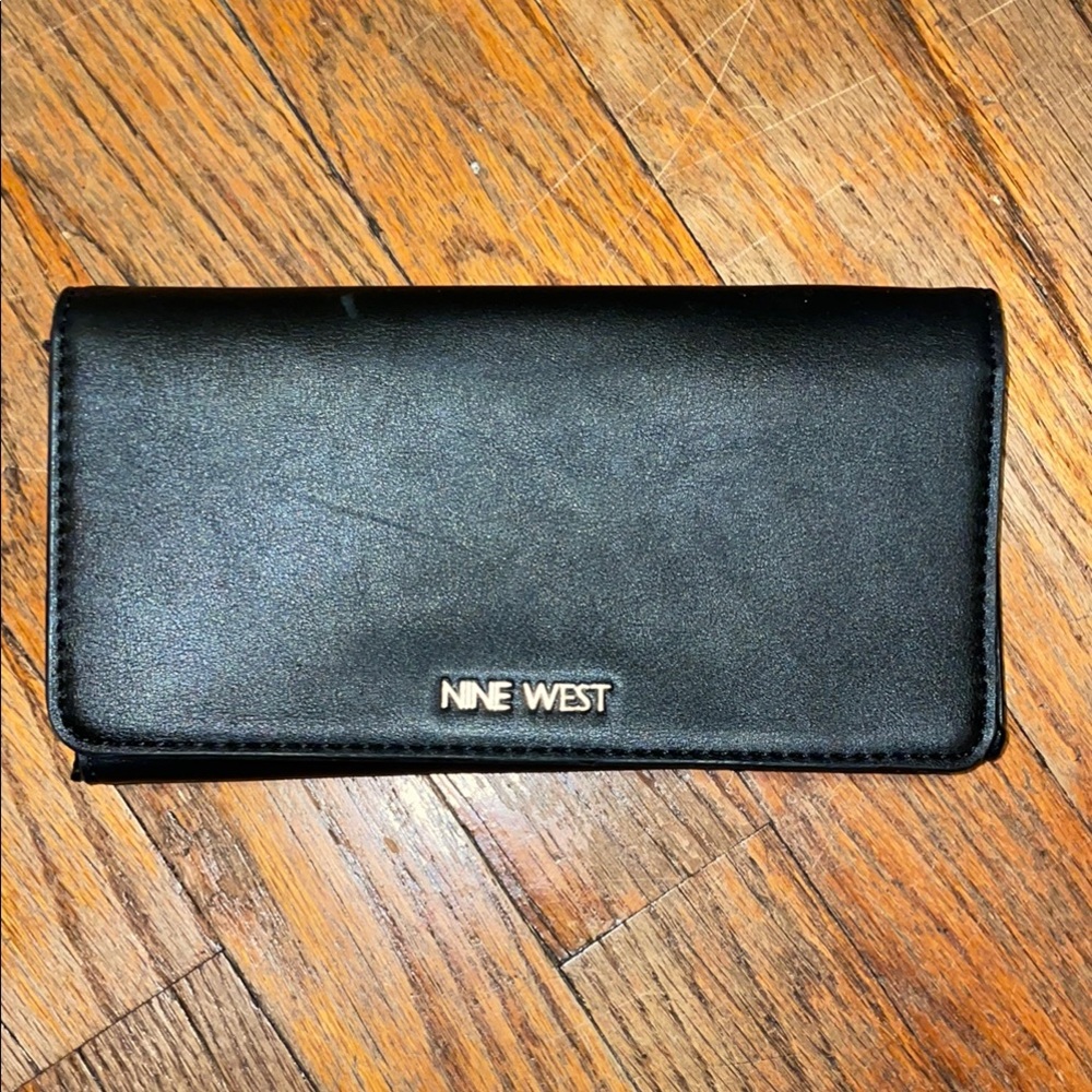 Nine West Black Clutch with Smooth Leather and Fold-Over Design